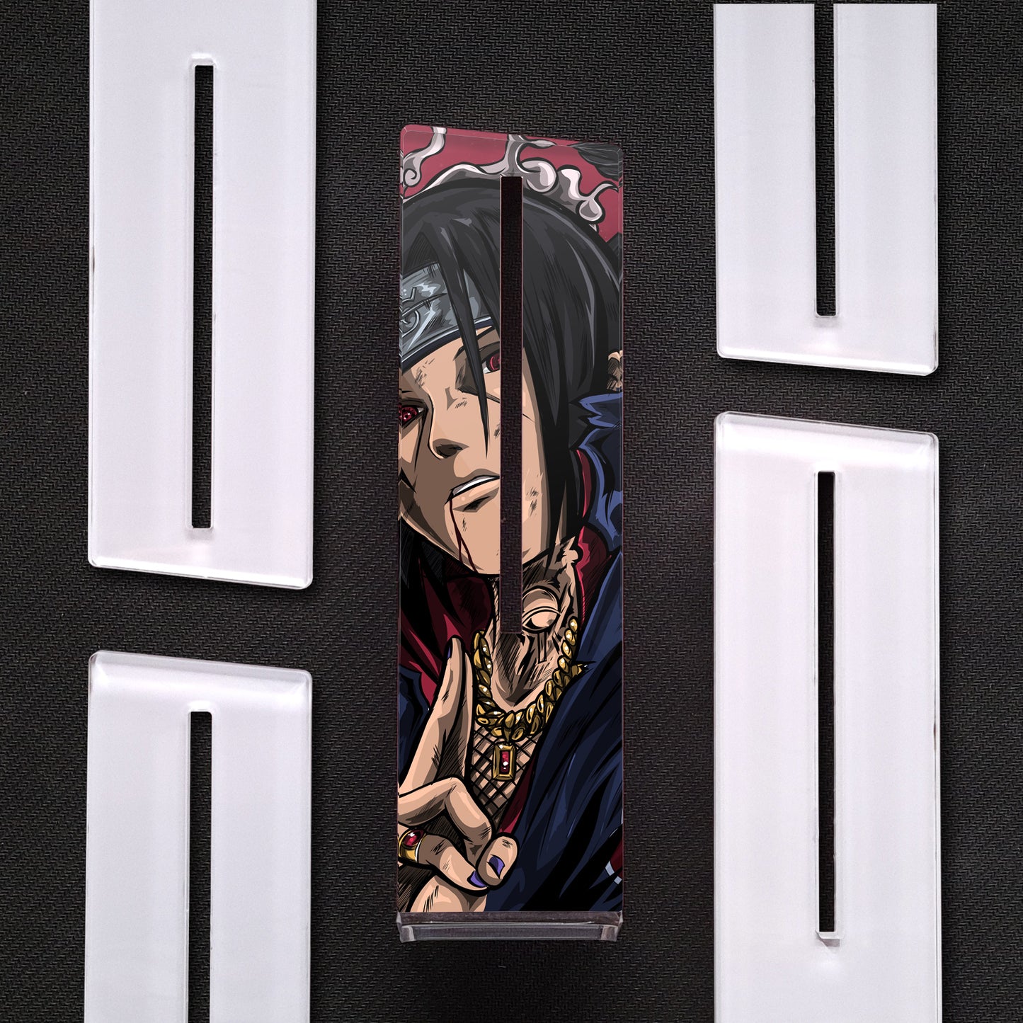 Itachi, Naruto | Soporte Gráfica Vertical Metacrilato