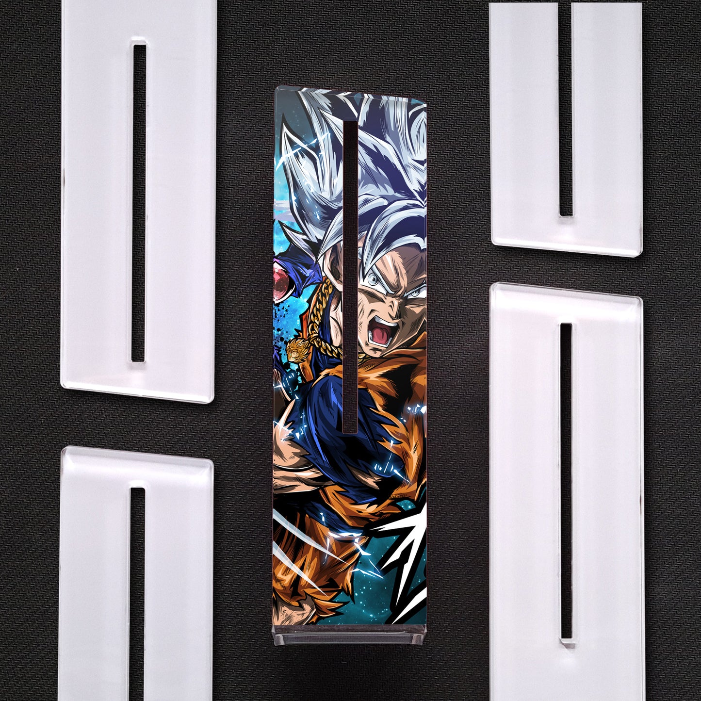 Master Ultra, Dragon Ball | Soporte Gráfica Vertical Metacrilato