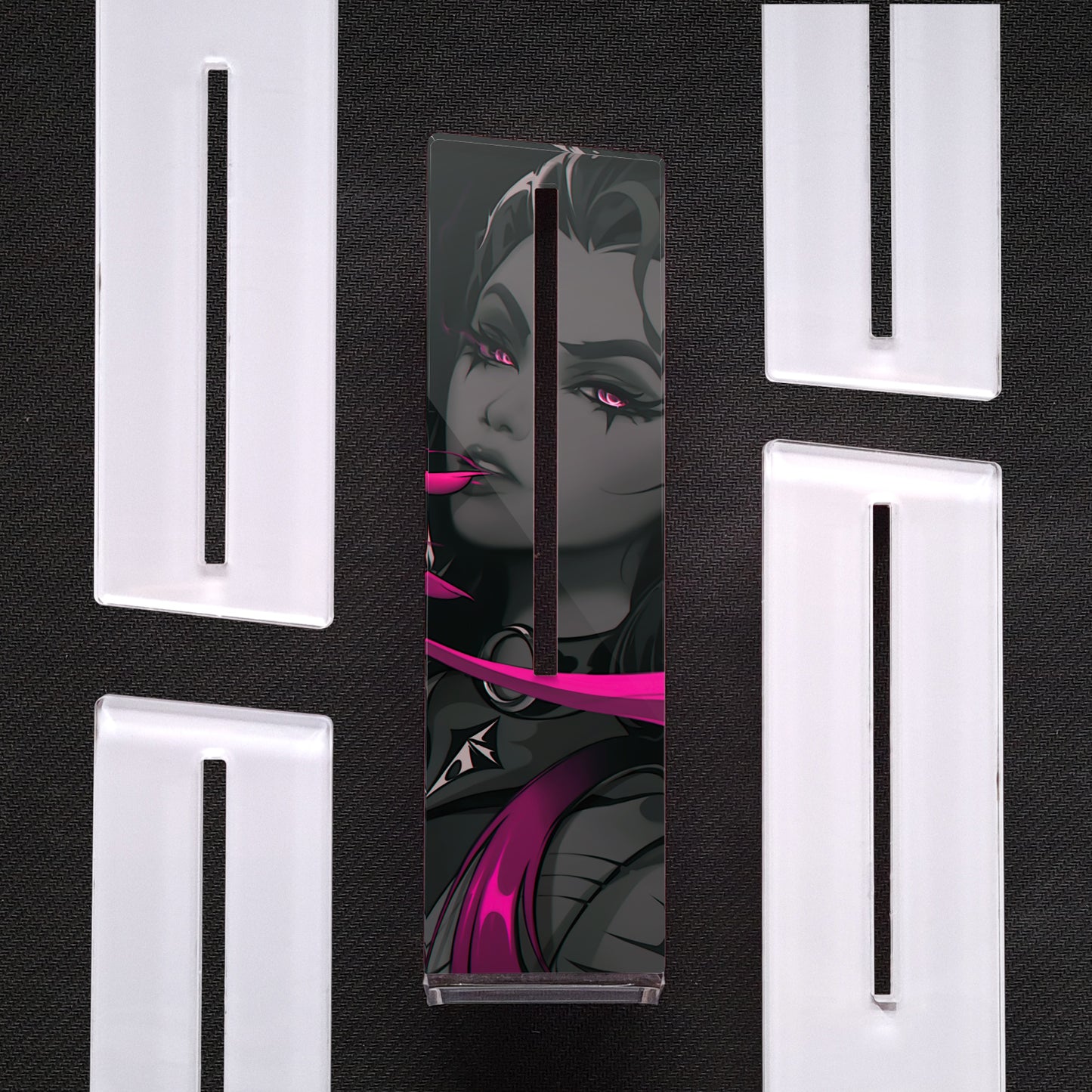 Reyna | Soporte Gráfica Vertical Acrílico