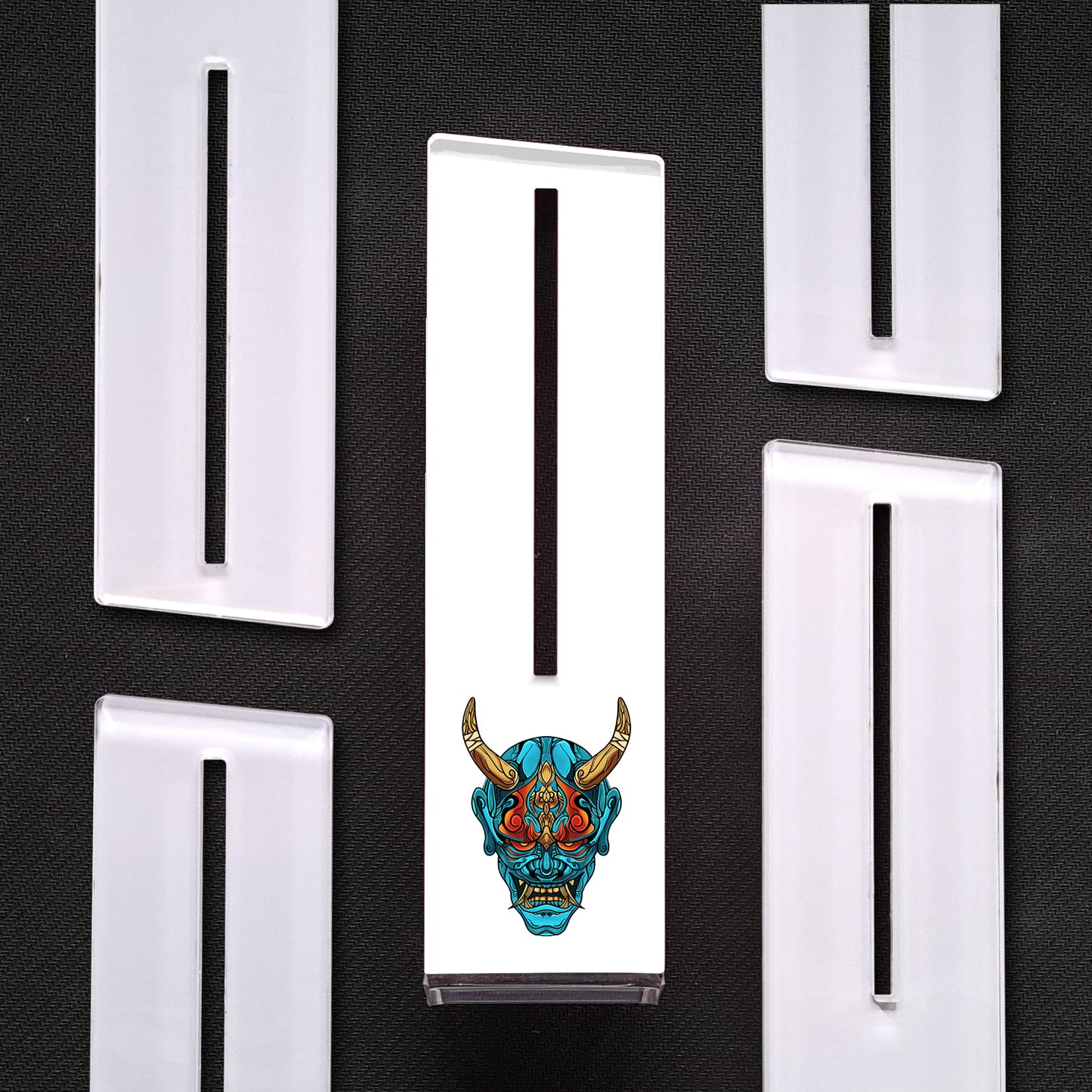 Hannya Mask (Opciones de Color) | Soporte Gráfica Vertical Acrílico